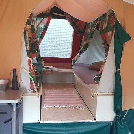 Basic Ingerichte Vouwwagen Op Camping Westenenk, Wijster Eksteriør billede