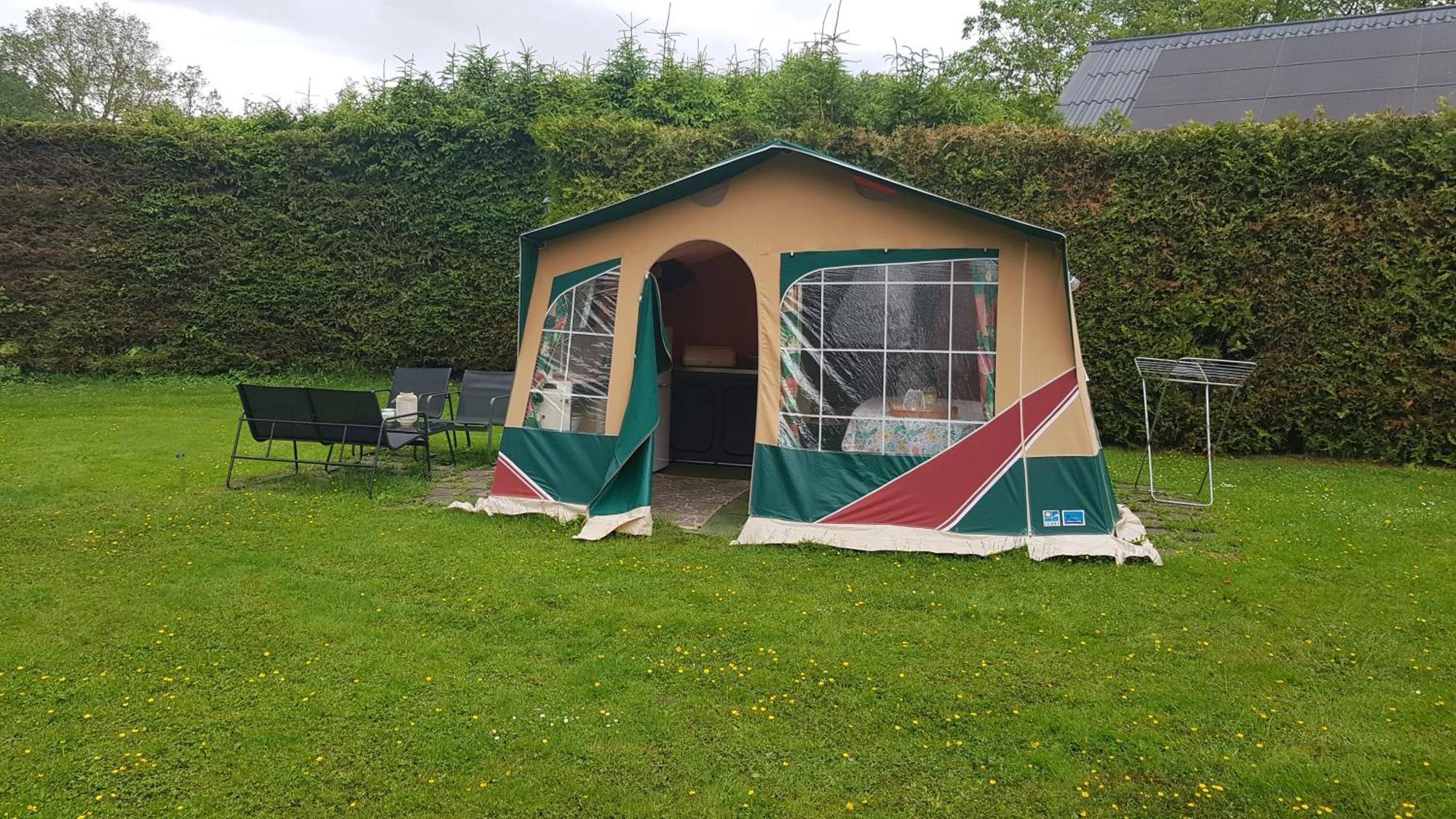 Basic Ingerichte Vouwwagen Op Camping Westenenk, Wijster Eksteriør billede